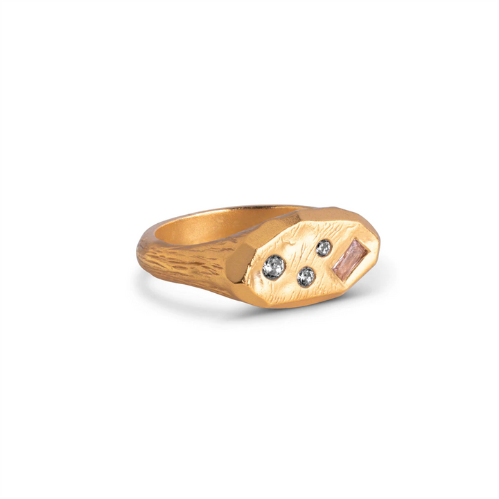 AIA RING  Gold