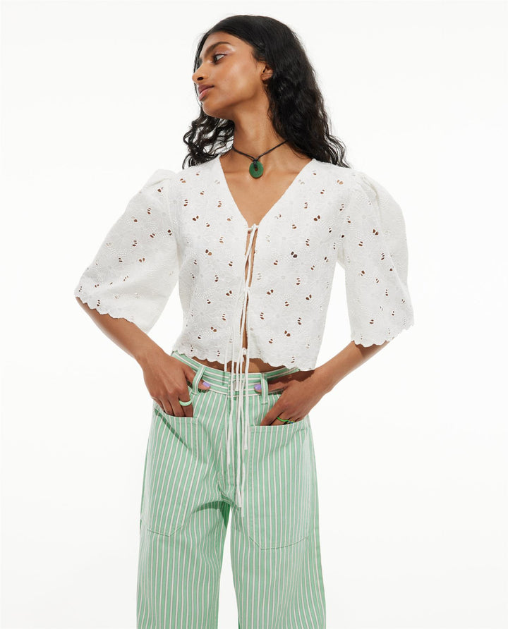 BRODERIE-ANGLAISE FLORAL TOP  Off-White