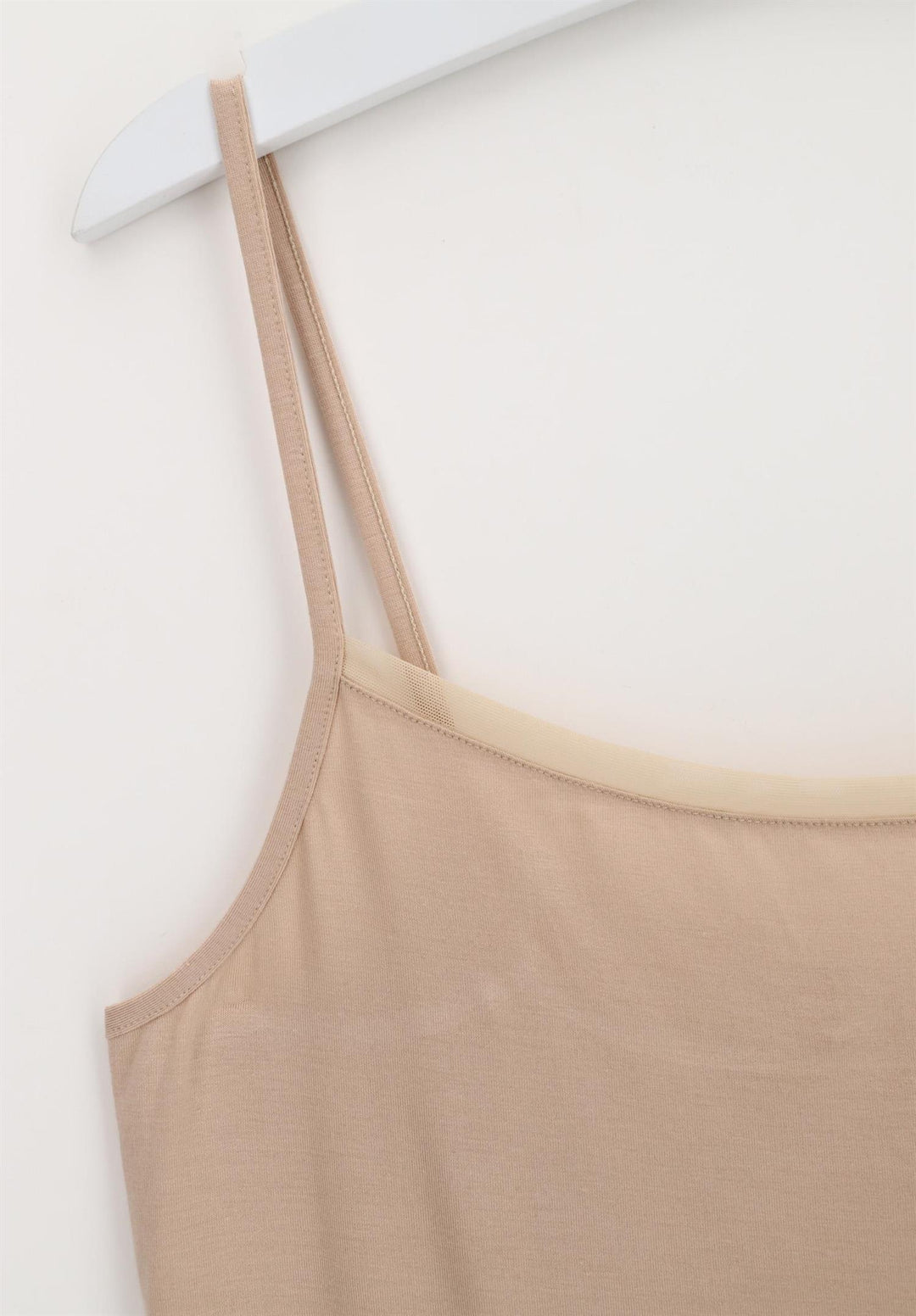 PERFECT LINE TOP W/STRAPS  Toffee